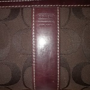 Authentic coach womens zippered wallet